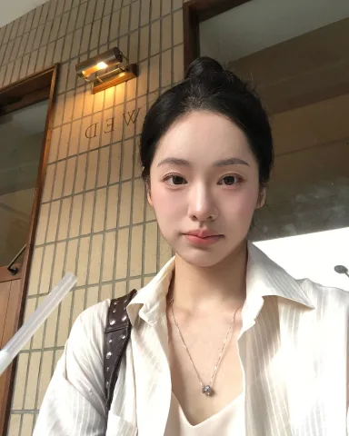 Mingming 🇨🇳🇹🇭 (23 year)