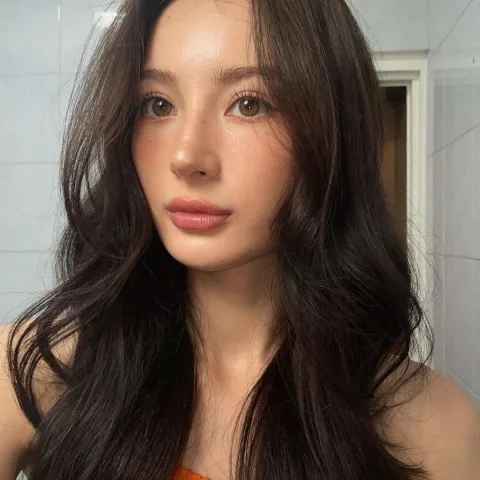 Lana 🇰🇷🇨🇦