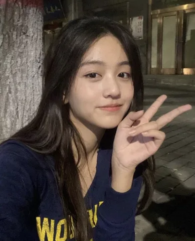 June 🇹🇭🇨🇳 (15 year)
