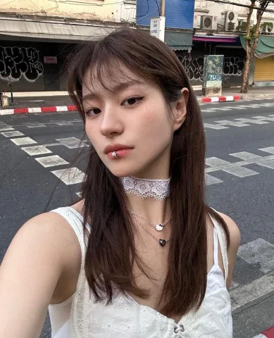 Naomi 🇯🇵🇨🇦 (19 year)