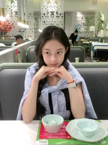 TingTing 🇨🇳 (15 year)