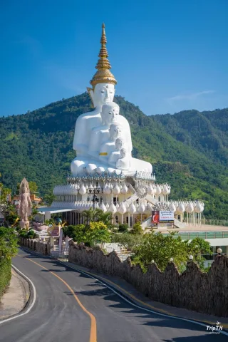 วัดพระธาตุผาซ่อนแก้ว เพชรบูรณ์ เขาค้อ