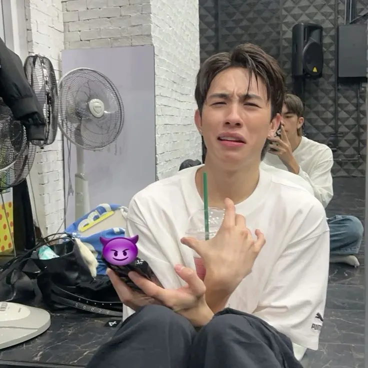 คนชื่อนี้อะไร