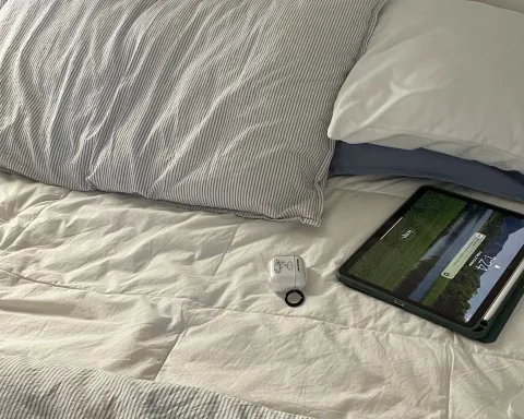 รีบกลับไปนอนที่ห้อง