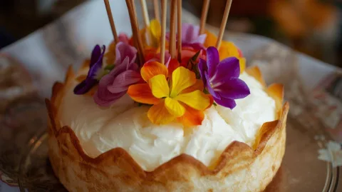 สุขสันต์วันลอยกระทง Happy Loy Krathong Day!