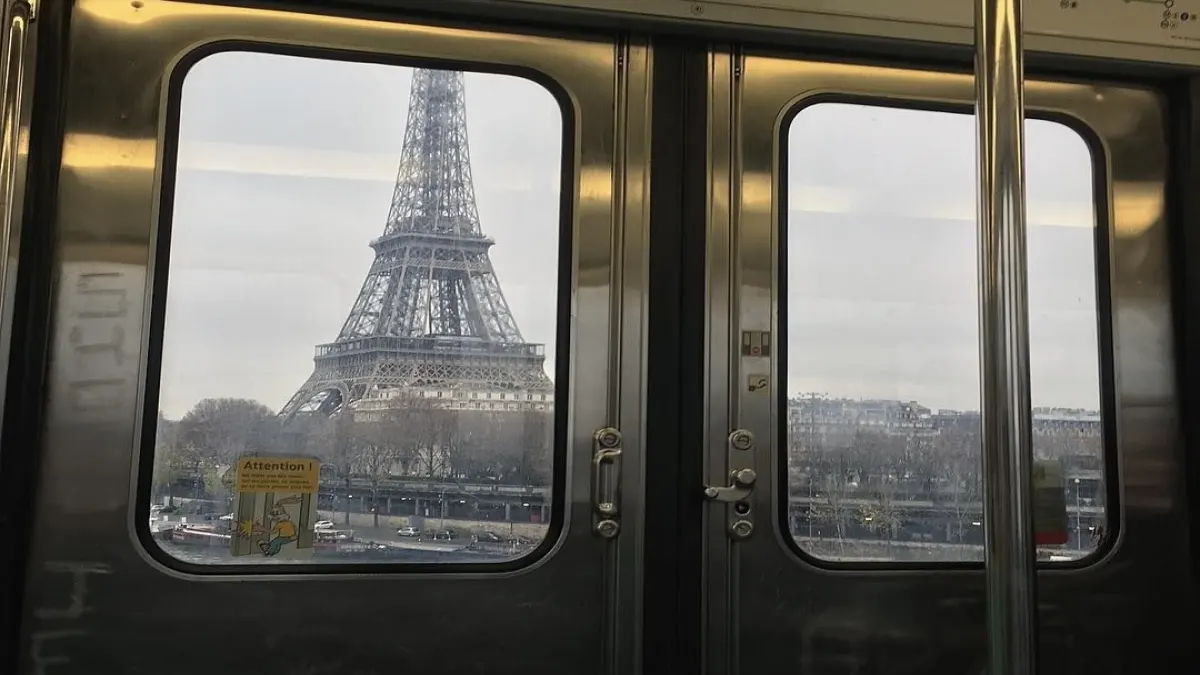 𝙒𝙝𝙚𝙣 𝙮𝙤𝙪 𝙜𝙤 𝙩𝙤 𝙁𝙧𝙖𝙣𝙘𝙚. 🇫🇷