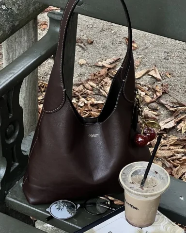 กระเป๋าหนังสวยๆ