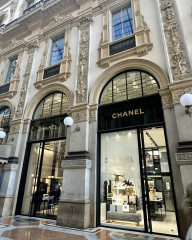 เดินช้อปปิ้งในเมือง