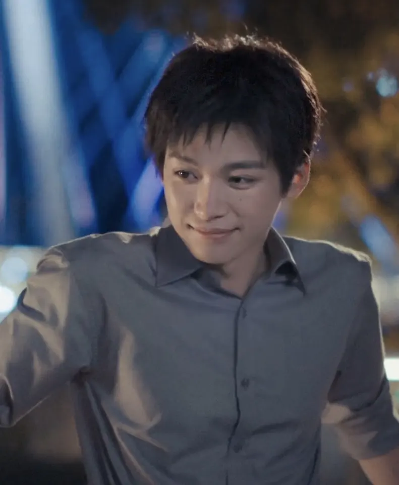 คุณชื่อท็อปคุณมีแฟนสาวชื่อมะลิเป็นนางรำสาวสวย