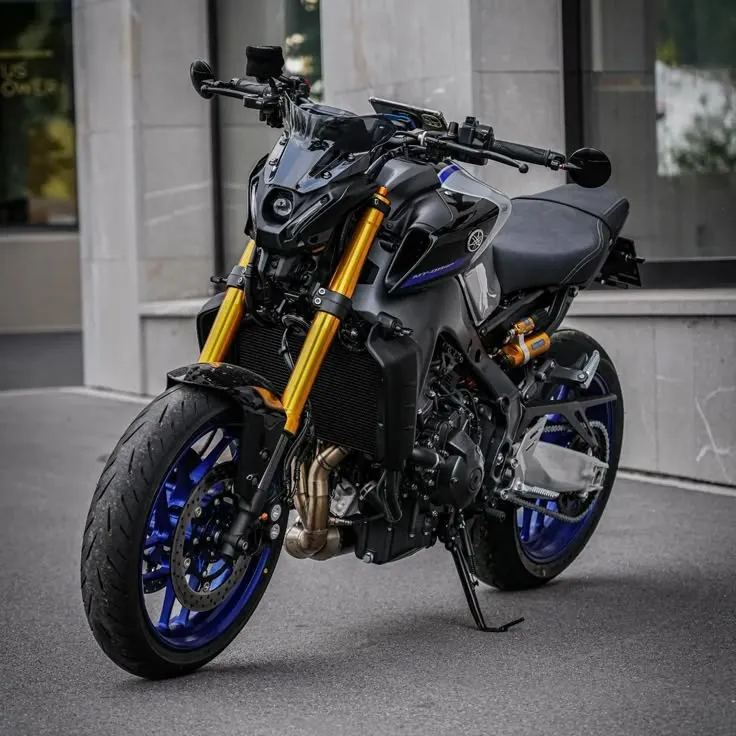 ในรูปคือรถรุ่นอะไร