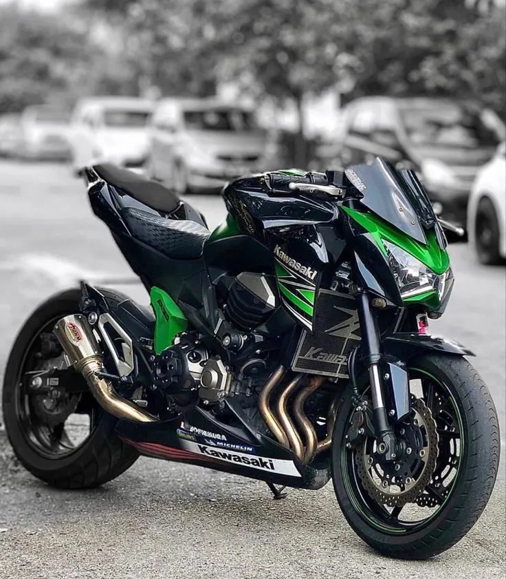 ในรูปคือรถรุ่นอะไร