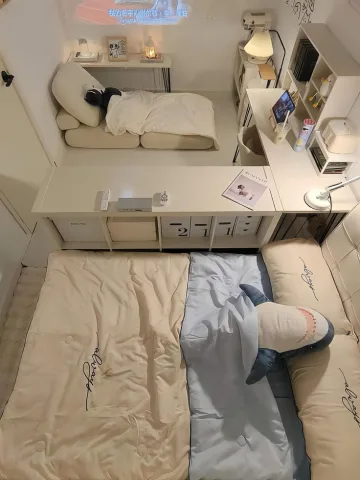 (⁠◡⁠ ⁠ω⁠ ⁠◡⁠)