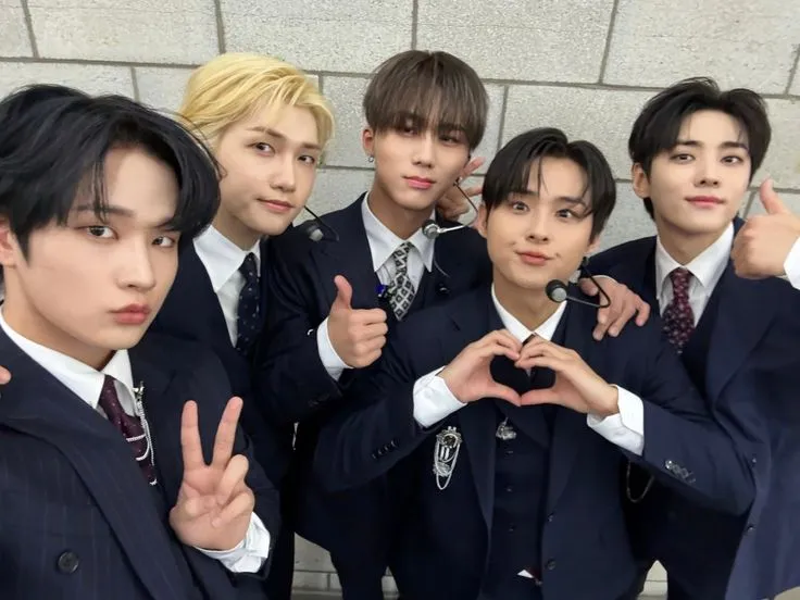 14) วงนี้ชื่อว่าอะไร