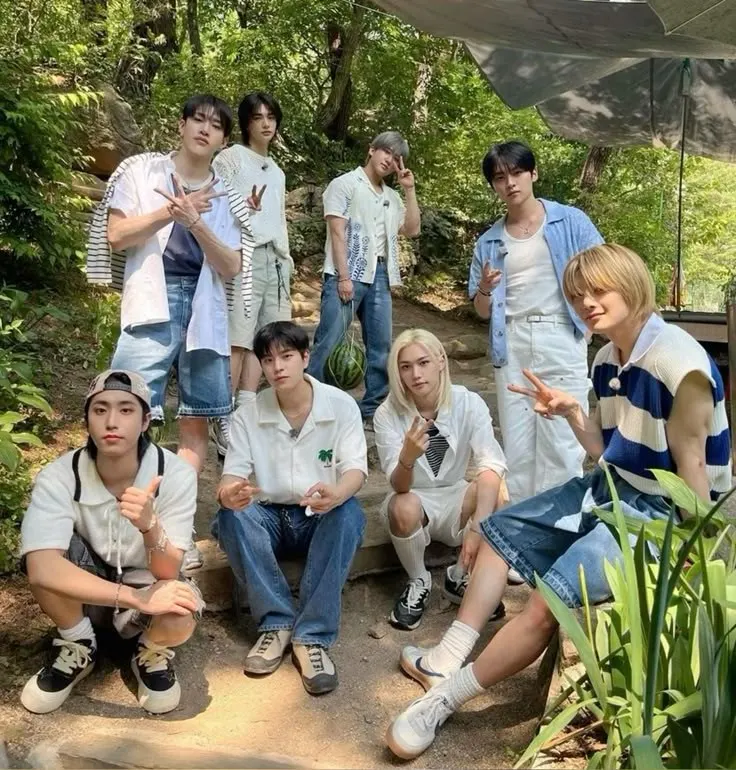 6) วงนี้ชื่อว่าอะไร