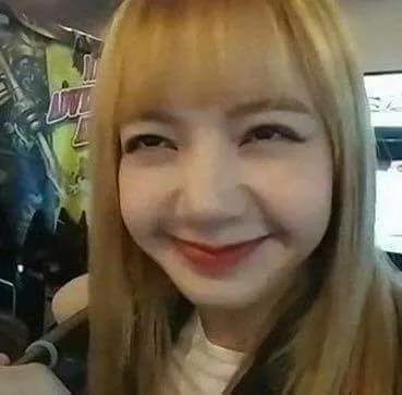 ลิซ่าเกิดปีอะไรวันที่เท่าไหร่เดือนอะไร