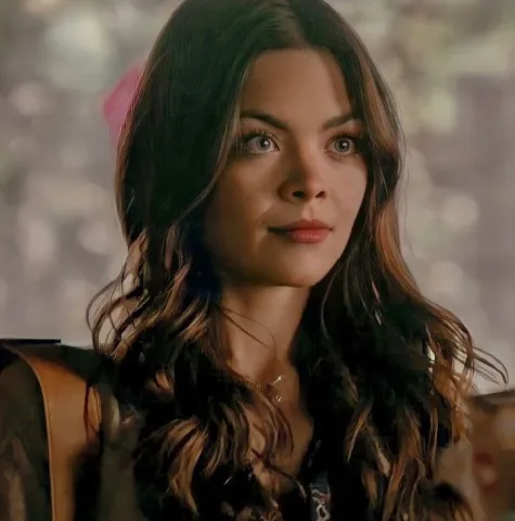 P : หมอนั่นบอกเธอเเบบนั้นหรอ? บ้าชะมัด ฉันจะพาเธอไปหาคู่เต้นรำเอง