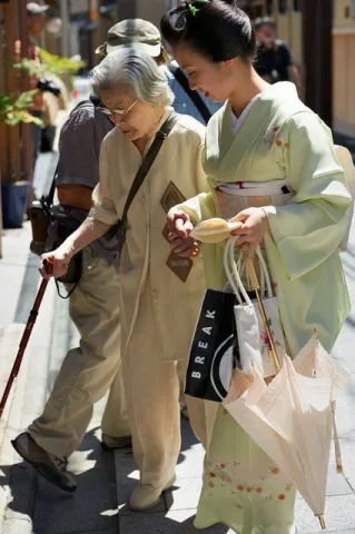 ดูแลคนในครอบครัวให้มีความสุข