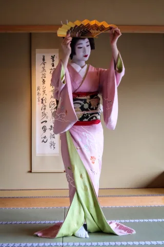 ทำการแสดง