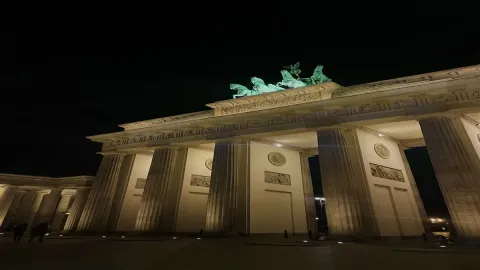 When you move to Germany🇩🇪🥨🍺 เมื่อคุณย้ายไปอยู่ที่เยอรมัน