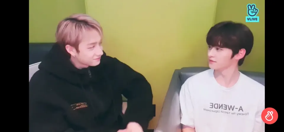 ภาพนี้คือ Chan'Room EP. ที่เท่าไร