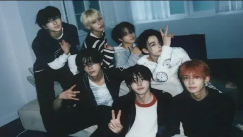 he is your ex boyfriend . enhypen