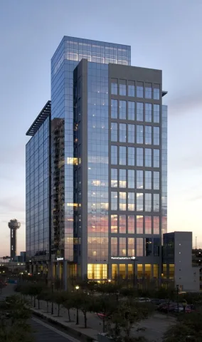 คอนโดหรู