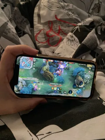 Playing mobile game