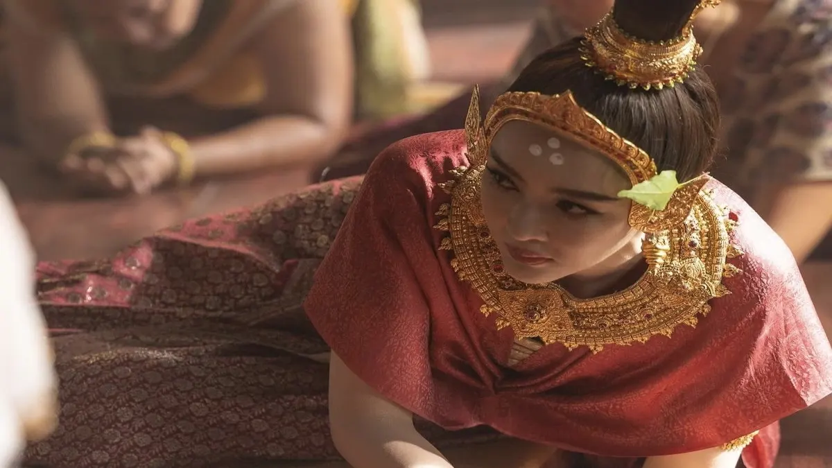 เมื่อคุณต้องจีบท่านขุนเพื่ออำนาจและเงินทอง