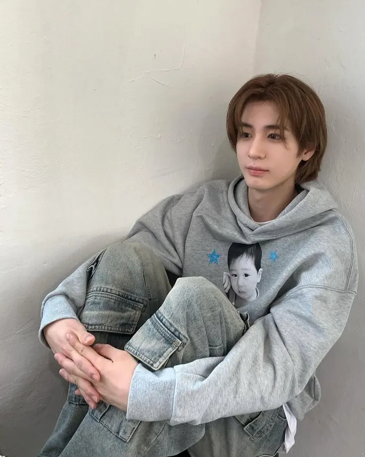 Lee han ( อีฮัน , ลีฮัน )