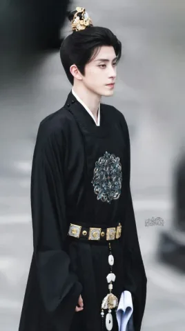 ลูกชายเสนาบดีฝั่งขวา