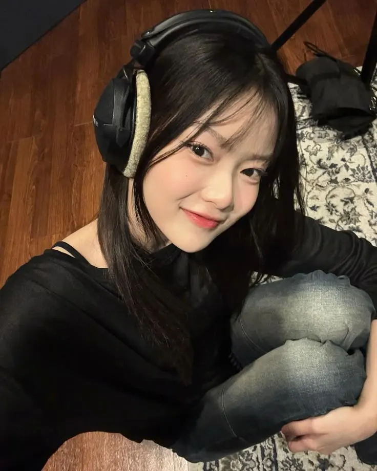 ลูกค้าคนสุดท้าย: ตามมาจากรีวิวค่ะ แต่ละลายสวยมากกหนูขอแบบไหนก็ได้ค่ะแบบจึ้งๆ