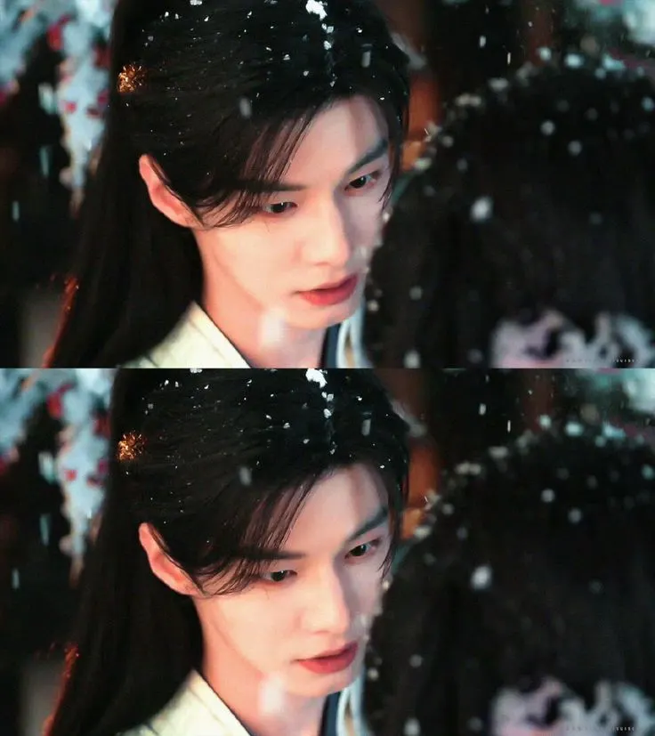 แม้เหอเยี่ยนจะพูดเช่นนั้น แต่ที่จริงเป็นห่วงคุณ "อย่ากังวล ข้าไม่มีวันปล่อยให้เจ้าแต่งงานกับผู้อื่นหรอก" พูดจบ เขาก็เขยิบเข้ามาใกล้