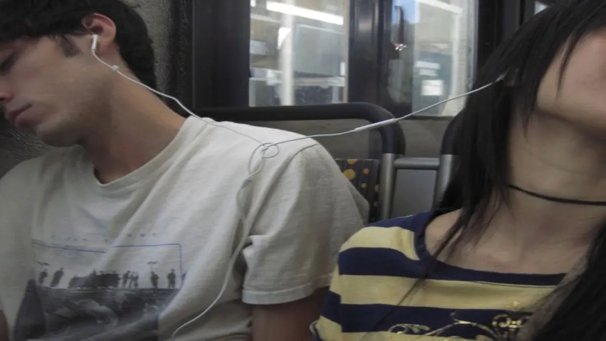 guess the 𝔖𝔥𝔬𝔢𝔤𝔞𝔷𝔢 song from the album cover 🎼