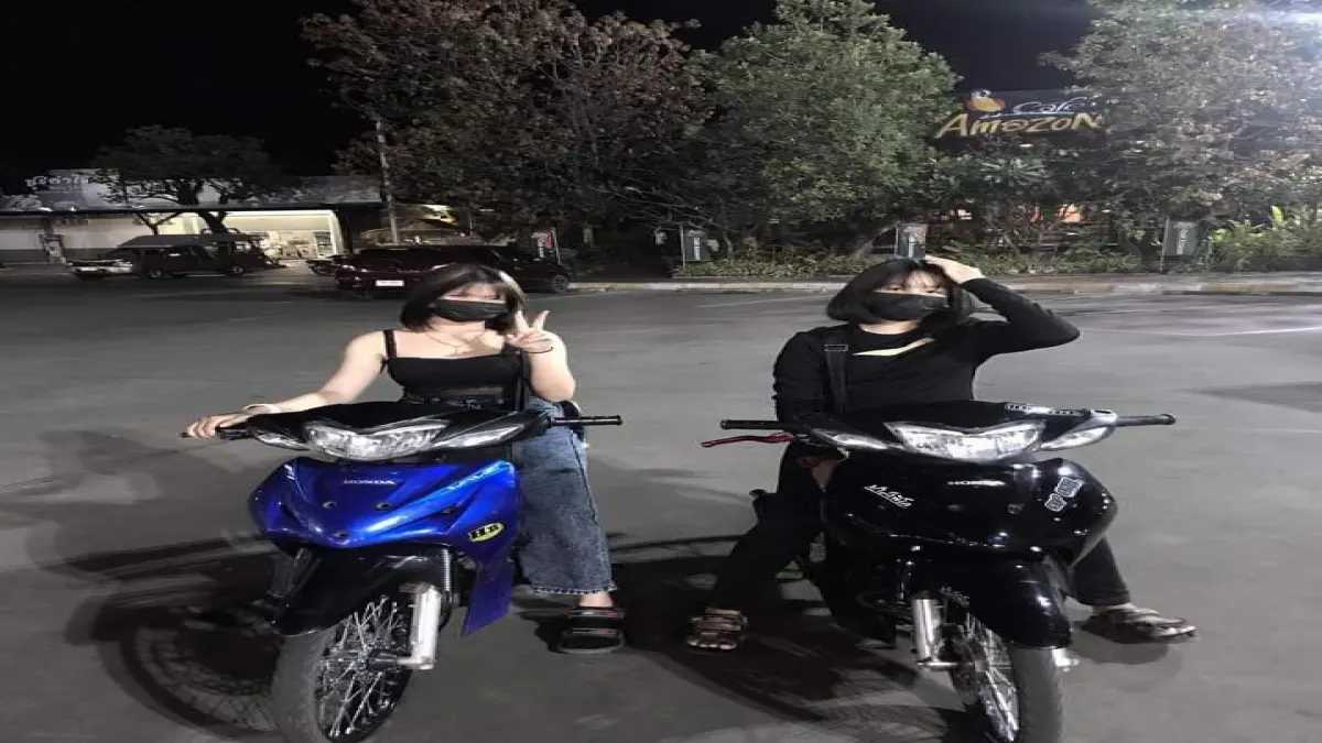 มาเป็นสก๊อยกัรรร (สร้างเพียงเพื่อความสนุกเท่านั้นมิได้ชี้เเนะหรือมาม่า)