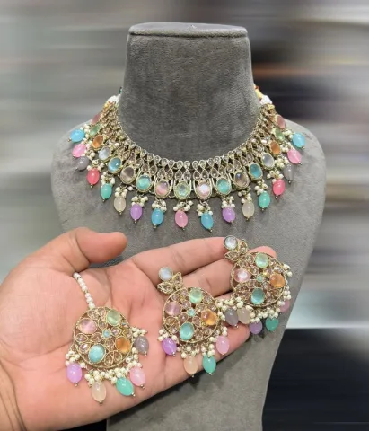 เครื่องประดับเล็ก ๆ น่ารัก สีสันสดใส