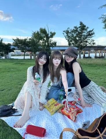 ไปนั่งเล่น