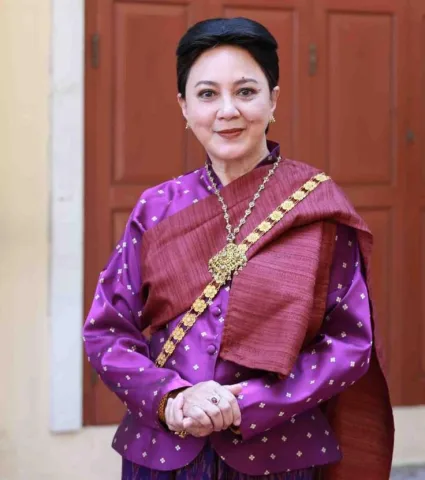 วันพรุ่งพี่(ชื่อคู่หมั้นคุณ)อยากพบเจ้า