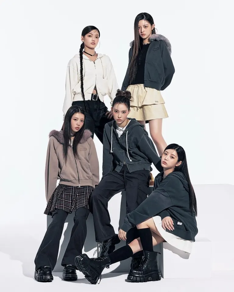 เลือก ชุด/ทรงผม ให้เข้ากับสมาชิกคนอื่น