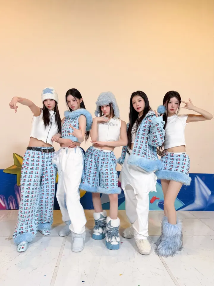 เลือก ชุด/ทรงผม ให้เข้ากับสมาชิกคนอื่น