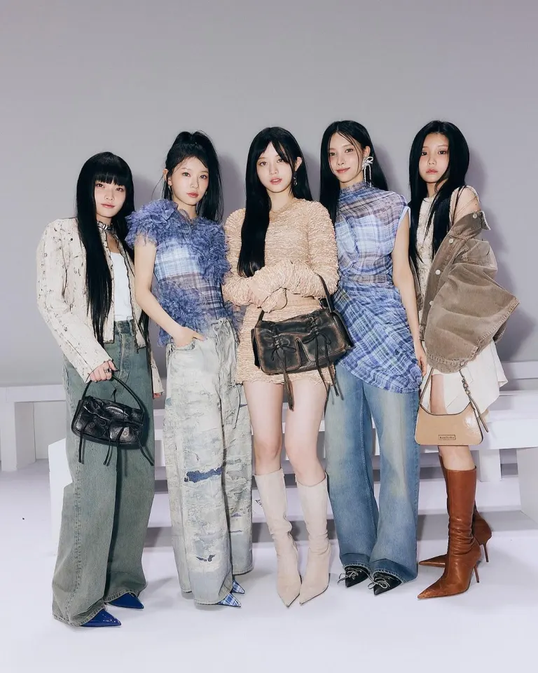 เลือก ชุด/ทรงผม ให้เข้ากับสมาชิกคนอื่น