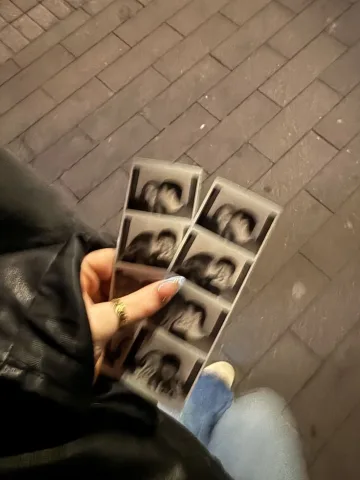 ไปถ่ายโฟโต้บูทด้วยกัน