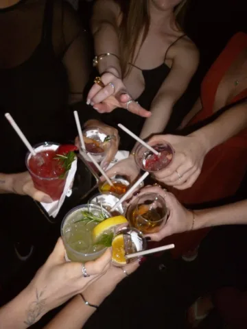 ปาร์ตี้กับเพื่อน