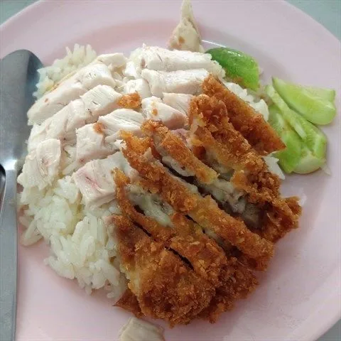 ข้าวมันไก่ทอด