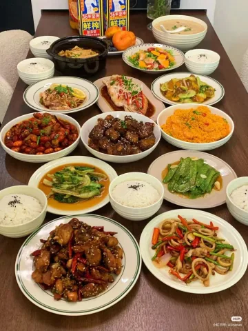 กินอาหารโปรด (สงสัยจะหิว)