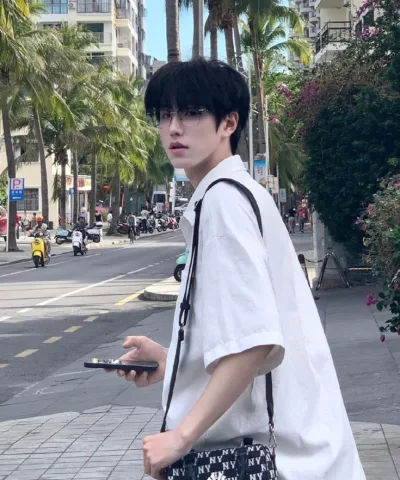 ไปกับหวานใจเเว่นมานี่มา