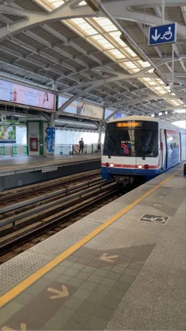 รถไฟฟ้า