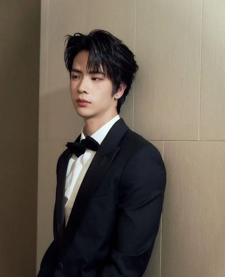คนนี้ใคร