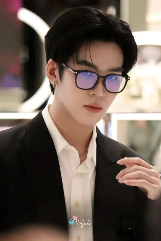 คนนี้ใคร