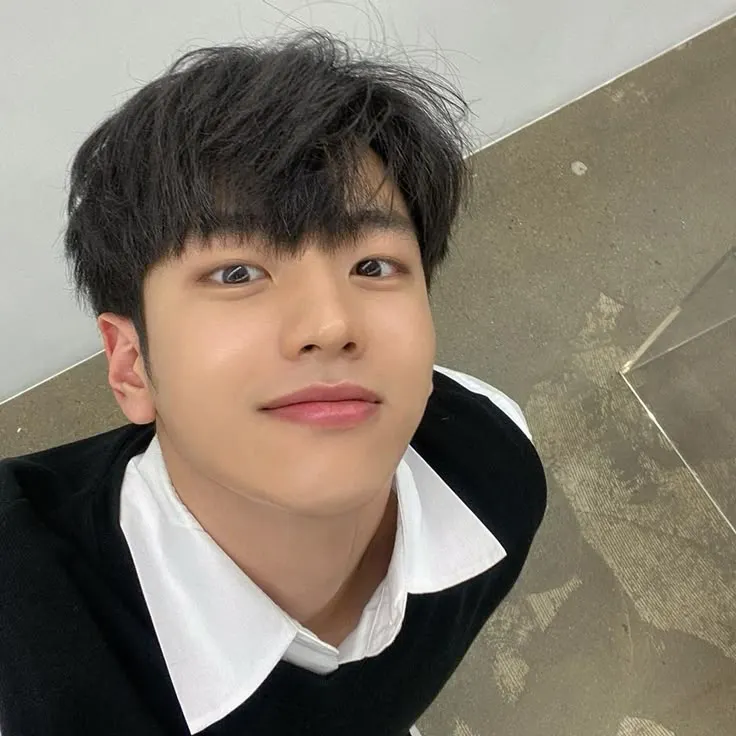 ตอนนี้คุณเป็นพนักงานในบริษัทหนึ่งซึ่งมีคุณเป็นหัวหน้าทีม 2 ส่วนหัวหน้าทีม 1 นั้นคือ จีฮู คุณจะทำอย่างไร