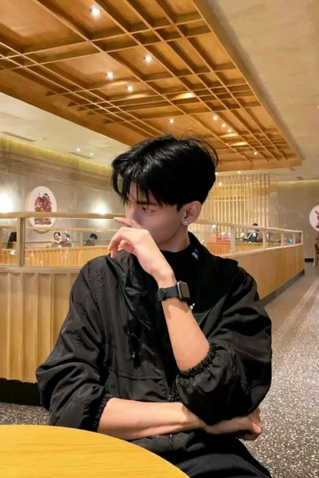 รุ่นพี่คนแรกที่เจอชื่อไทม์ เขาเข้ามาทักคุณจะตอบอย่างไร